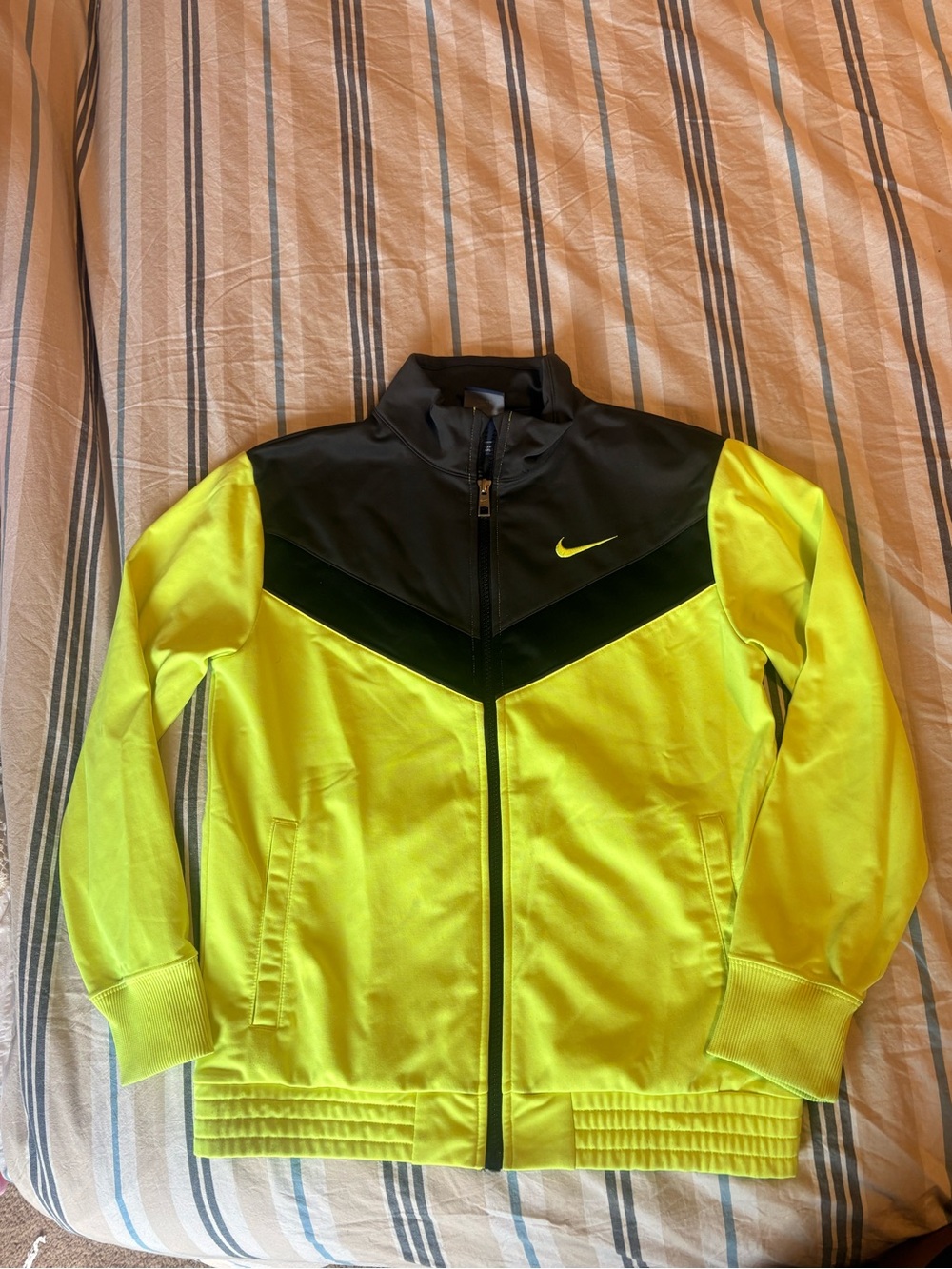 Nike Boys Neon Yellow and Black Full-Zip Track Jacket